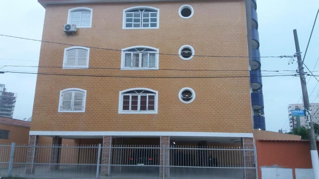 Апартаменти Apartamento Praia Grande Com Wifi E Tv A Cabo Екстер'єр фото
